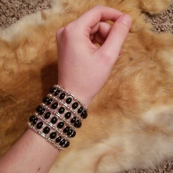 Thick bracelet - Picture 3 of 3